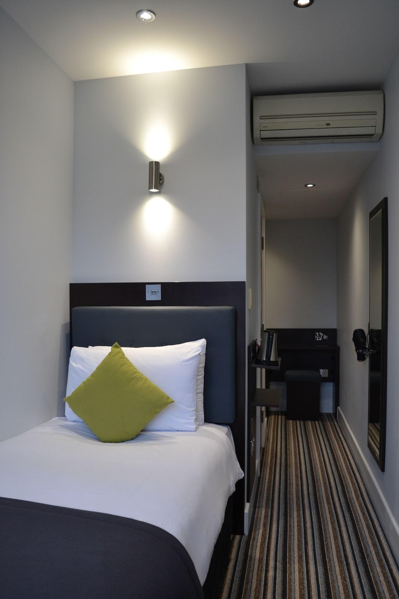 Trebovir Hotel Лондон Экстерьер фото
