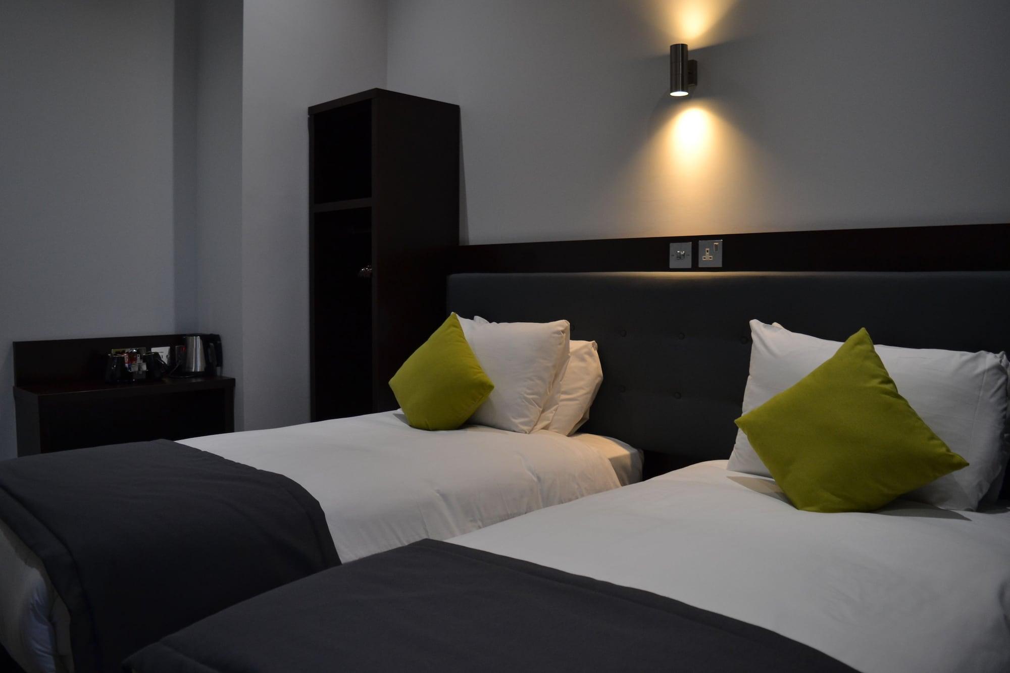 Trebovir Hotel Лондон Экстерьер фото