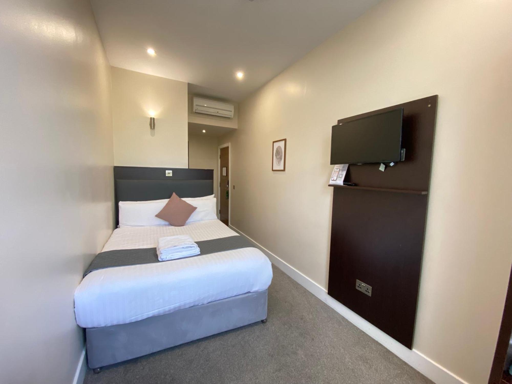 Trebovir Hotel Лондон Экстерьер фото