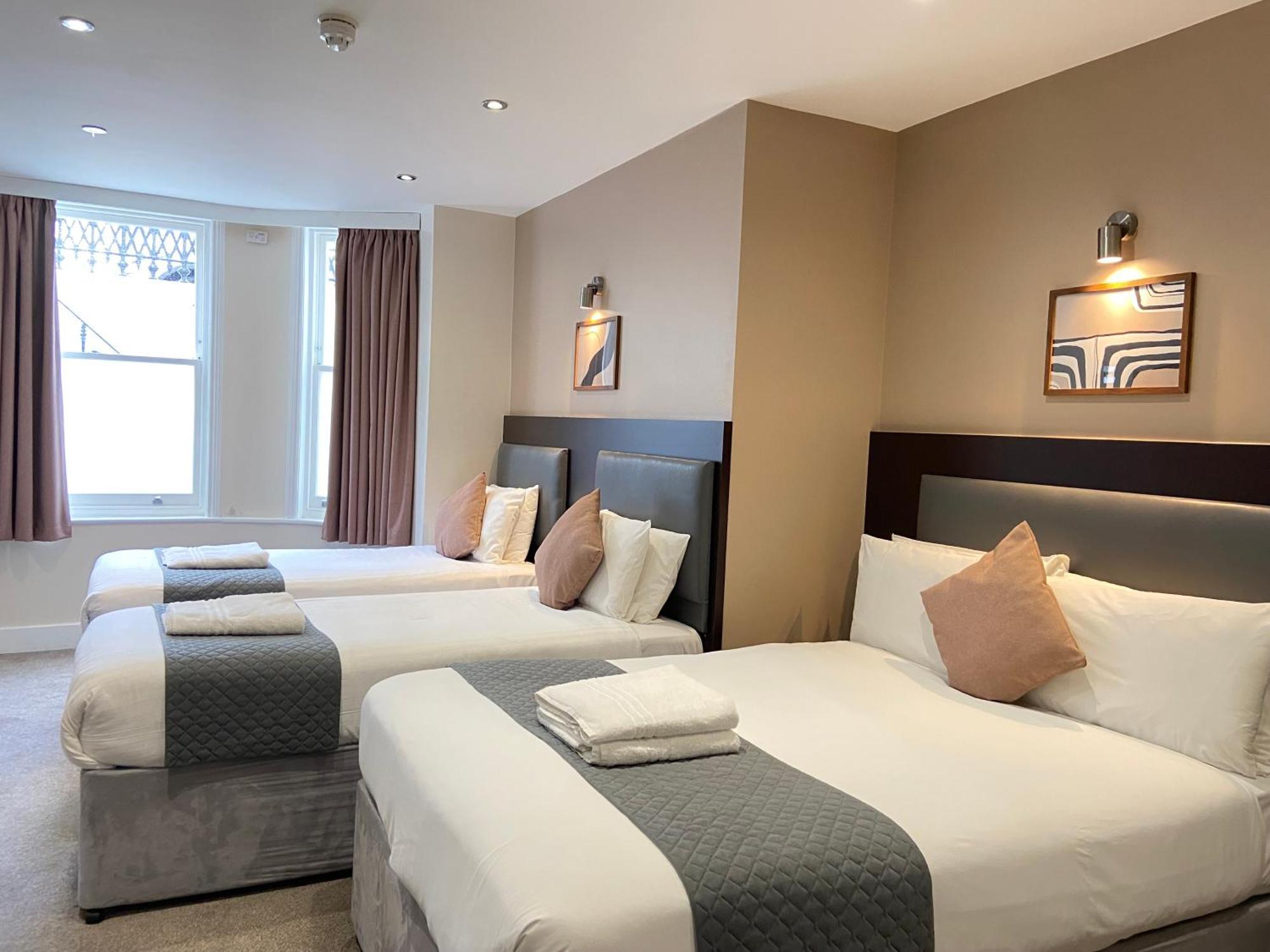 Trebovir Hotel Лондон Экстерьер фото