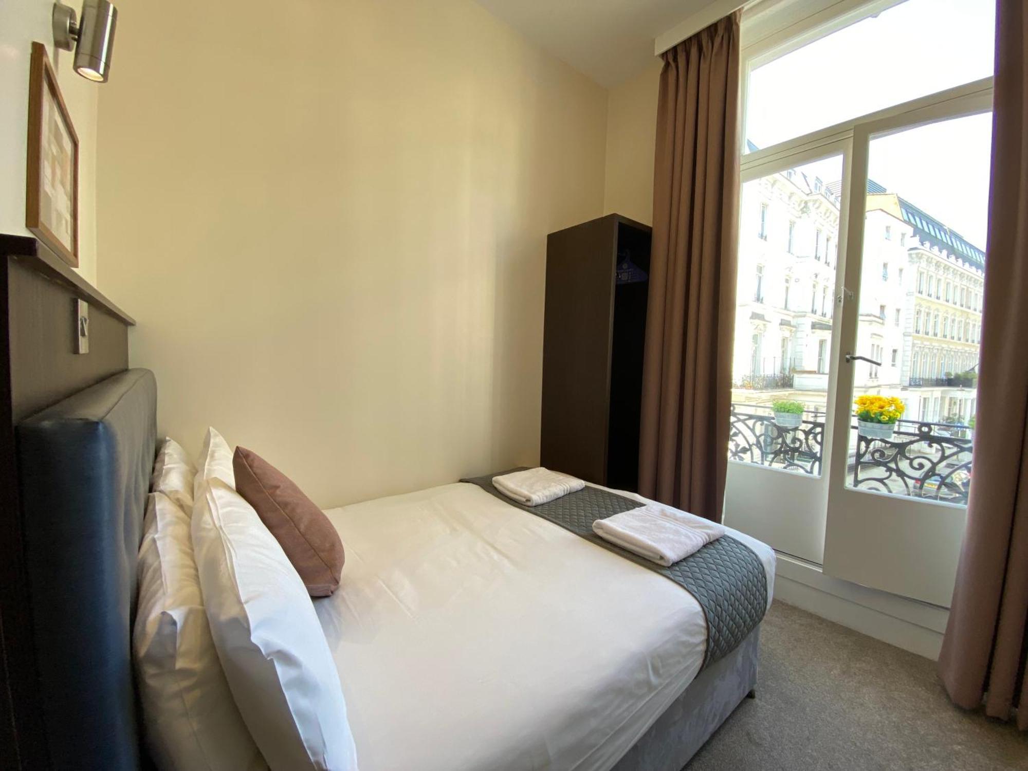 Trebovir Hotel Лондон Экстерьер фото