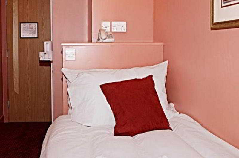 Trebovir Hotel Лондон Экстерьер фото
