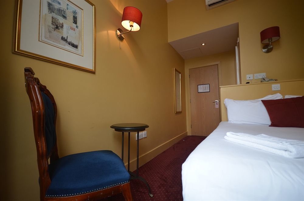 Trebovir Hotel Лондон Экстерьер фото
