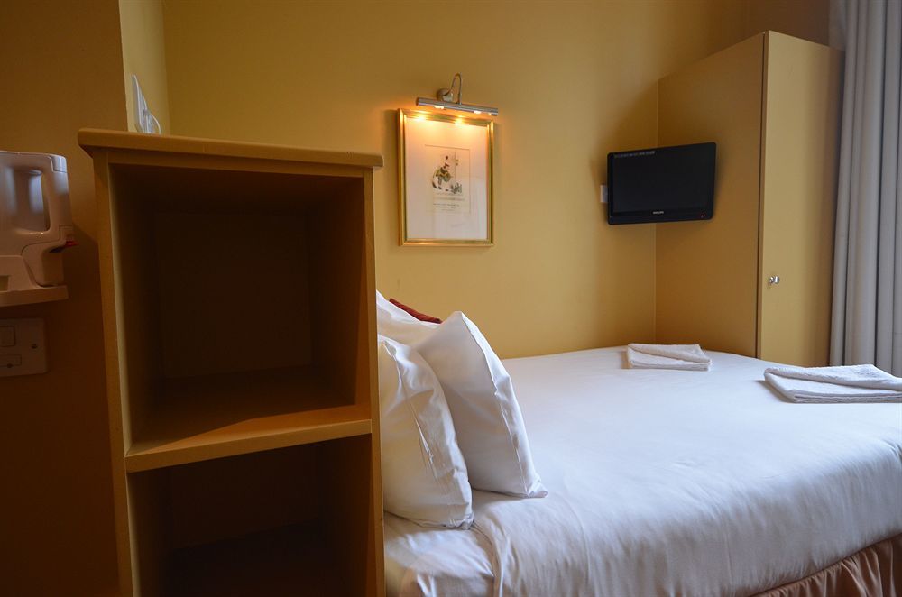 Trebovir Hotel Лондон Экстерьер фото